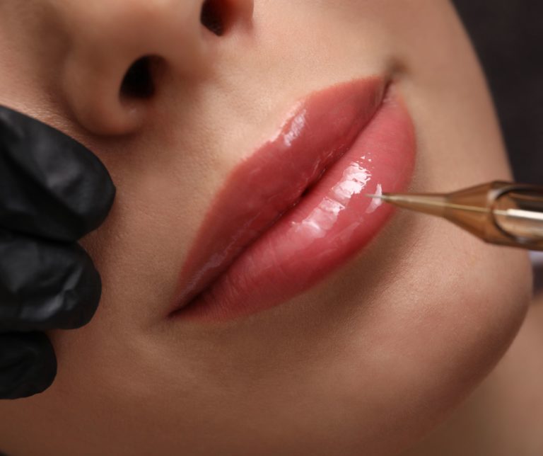 permanent-makeup-drammen-larvik-stavern-pmu-lipblush.eyeliner-eyebrows-microblading-powderbrows-phiacadamy